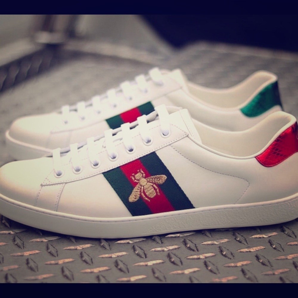 Shoes size 8